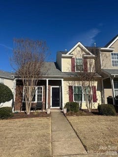 /international/us/8038-long-house-lane-fort-mill-sc-110105003459/