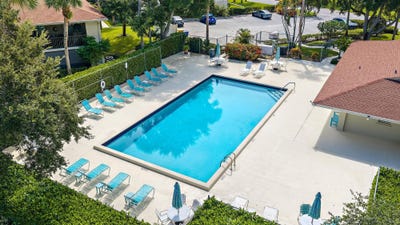 /international/us/6511-chasewood-drive-jupiter-fl-110110275274/