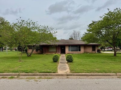/international/us/1207-east-redbud-crockett-tx-110098449481/?lang=zh-tw