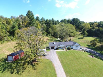 /international/us/125-powhatan-pl-hillsville-va-110110170244/