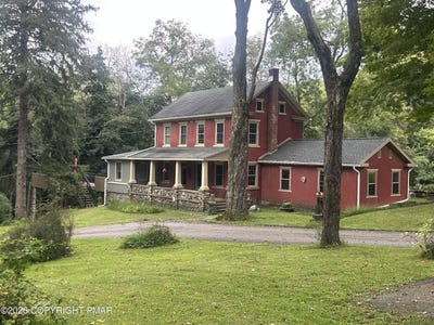 /international/us/7-allegheny-road-mount-bethel-pa-110119890205/