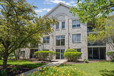 /international/us/6855-forestview-drive-oak-forest-il-110108887980/