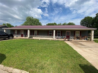 /international/us/608-jason-place-lincoln-ar-110106253036/