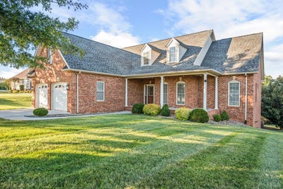 /international/us/1286-farmington-drive-forest-va-110120484524/