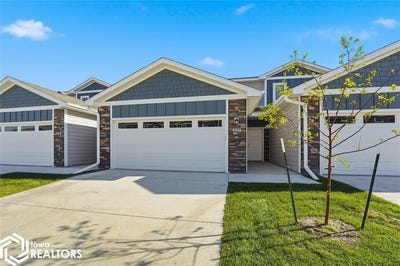 /international/us/227-nw-waverly-drive-waukee-ia-110105973493/