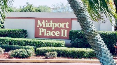 /international/us/1566-se-royal-green-cir-port-st-lucie-fl-110108553263/