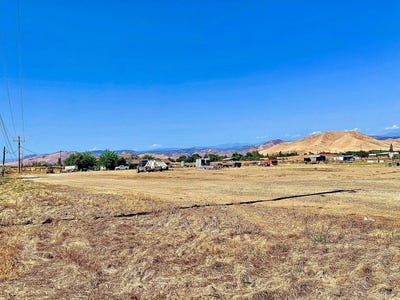 /international/us/w-ropes-avenue-woodlake-ca-110109826138/