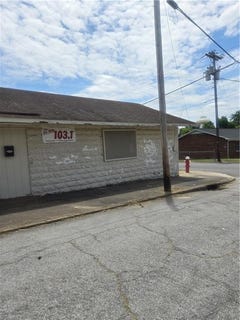 /international/us/127-college-street-thomasville-nc-110106772335/