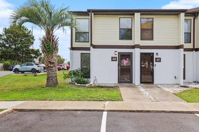 /international/us/1012-possum-trot-rd-north-myrtle-beach-sc-110108447449/