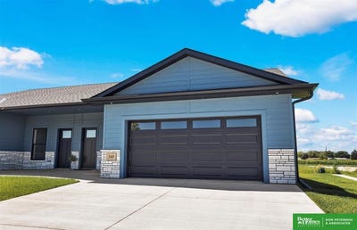 /international/us/349-capstone-drive-fremont-ne-110102001060/