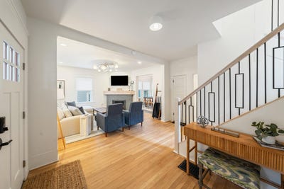 /international/us/103-oak-hill-avenue-delaware-oh-110105423651/