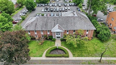 /international/us/1024-park-ave-plainfield-city-nj-110108766441/