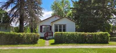 /international/us/611-7th-street-international-falls-mn-110109138718/