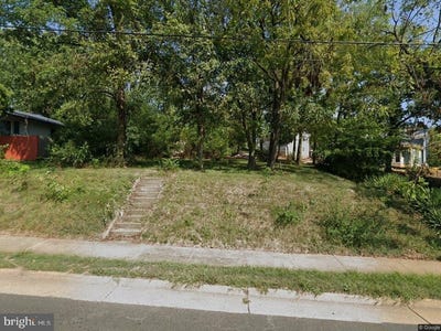 /international/us/9509-grant-avenue-manassas-va-110107999035/