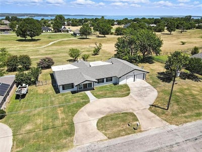 /international/us/236-half-moon-way-runaway-bay-tx-110101311239/?lang=en