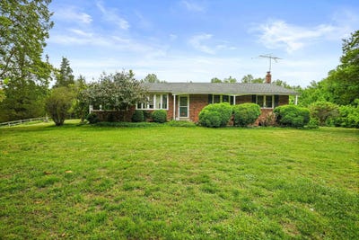 /international/us/6201-croom-station-road-upper-marlboro-md-110107872238/