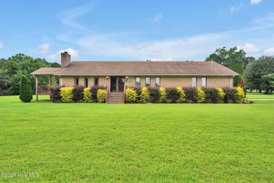 /international/us/12285-us-highway-421-burgaw-nc-110109003966/