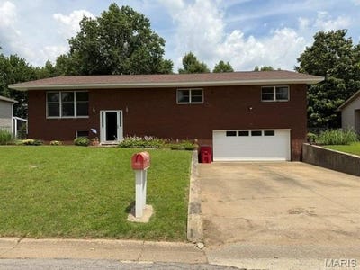 /international/us/858-cambridge-drive-sikeston-mo-110108572241/