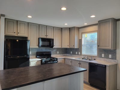 /international/us/10340-midland-road-lot-freeland-mi-110100831634/