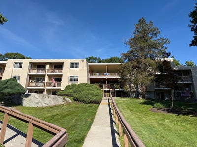 /international/us/506-fox-run-lane-carmel-ny-110108445380/