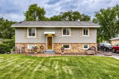 /international/us/1580-16th-street-nw-new-brighton-mn-110109117027/