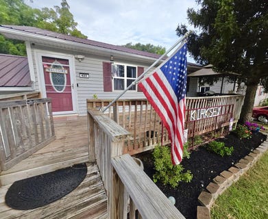 /international/us/423-s-chicago-avenue-bolivar-mo-110101433704/?lang=it