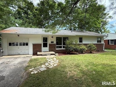 /international/us/905-s-eastside-drive-bloomington-in-110106328463/