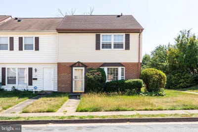 /international/us/322-clay-street-fredericksburg-va-110106724675/