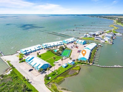 /international/us/2292-fulton-beach-road-rockport-tx-110100418823/