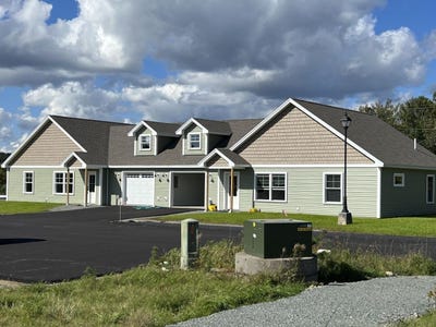 /international/us/41-tinker-meadow-way-ellsworth-me-110102331510/