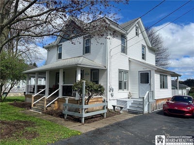 /international/us/5464-e-lake-road-dewittville-ny-110107586625/