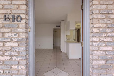 /international/us/6700-escondido-drive-unit-e10-el-paso-tx-110100619575/