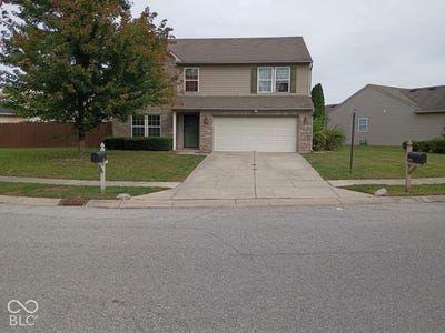 /international/us/2175-rosswood-boulevard-indianapolis-in-110120518138/