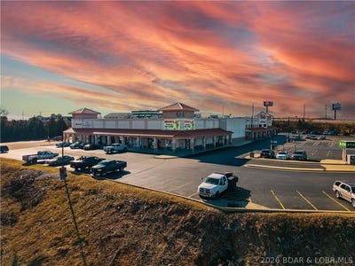 /international/us/2701-bagnell-dam-boulevard-lake-ozark-mo-110107535621/