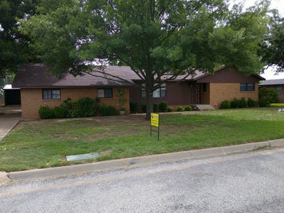 /international/us/102-s-penny-lane-winters-tx-110107810628/