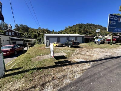 /international/us/9911-maccorkle-avenue-marmet-wv-110120422907/