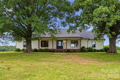 /international/us/1421-old-highway-74-marshville-nc-110119426299/