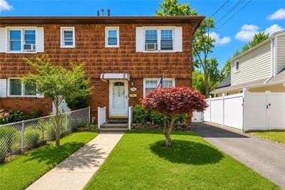 /international/us/176-tysens-lane-staten-island-ny-110108662888/
