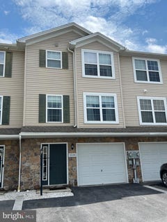/international/us/3596-pinecrest-court-fayetteville-pa-110101200001/