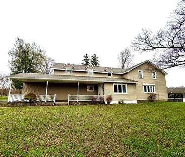 /international/us/3292-simmons-road-vernon-ny-110105934124/