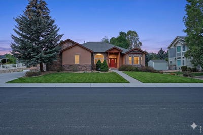 /international/us/6937-saddleback-ave-firestone-co-110107723381/
