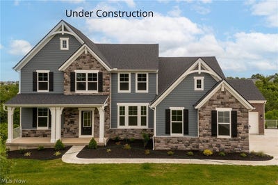 /international/us/2668-prairie-lane-hinckley-oh-110105834307/