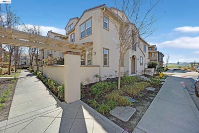 /international/us/5216-fioli-loop-san-ramon-ca-110108447839/
