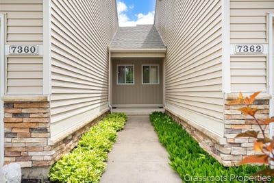 /international/us/7360-sierrafield-court-sw-byron-center-mi-110108855369/