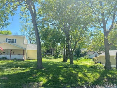 /international/us/3421-badley-avenue-alton-il-110105314316/