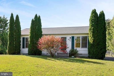 /international/us/852-morgan-place-front-royal-va-110108331665/