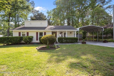/international/us/621-shadowridge-road-jacksonville-nc-110107354649/