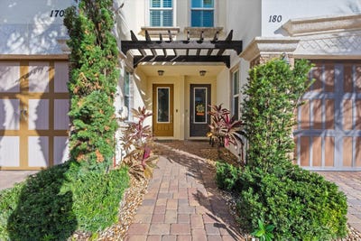 /international/us/180-sword-fern-place-wellington-fl-110103549775/