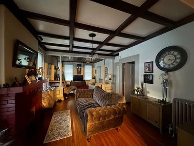 /international/us/0-undisclosed-address-troy-ny-110107829859/