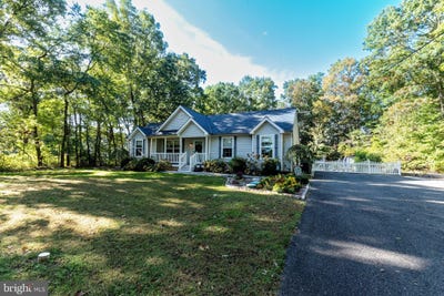 /international/us/1683-willow-grove-road-monroeville-nj-110120483814/